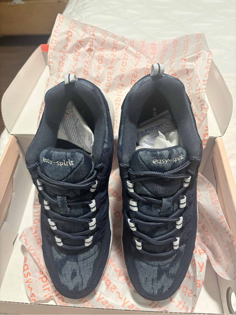 Easy Spirit women’s size 8n NWT Navy and White Athletic ROMY Sneakers #1